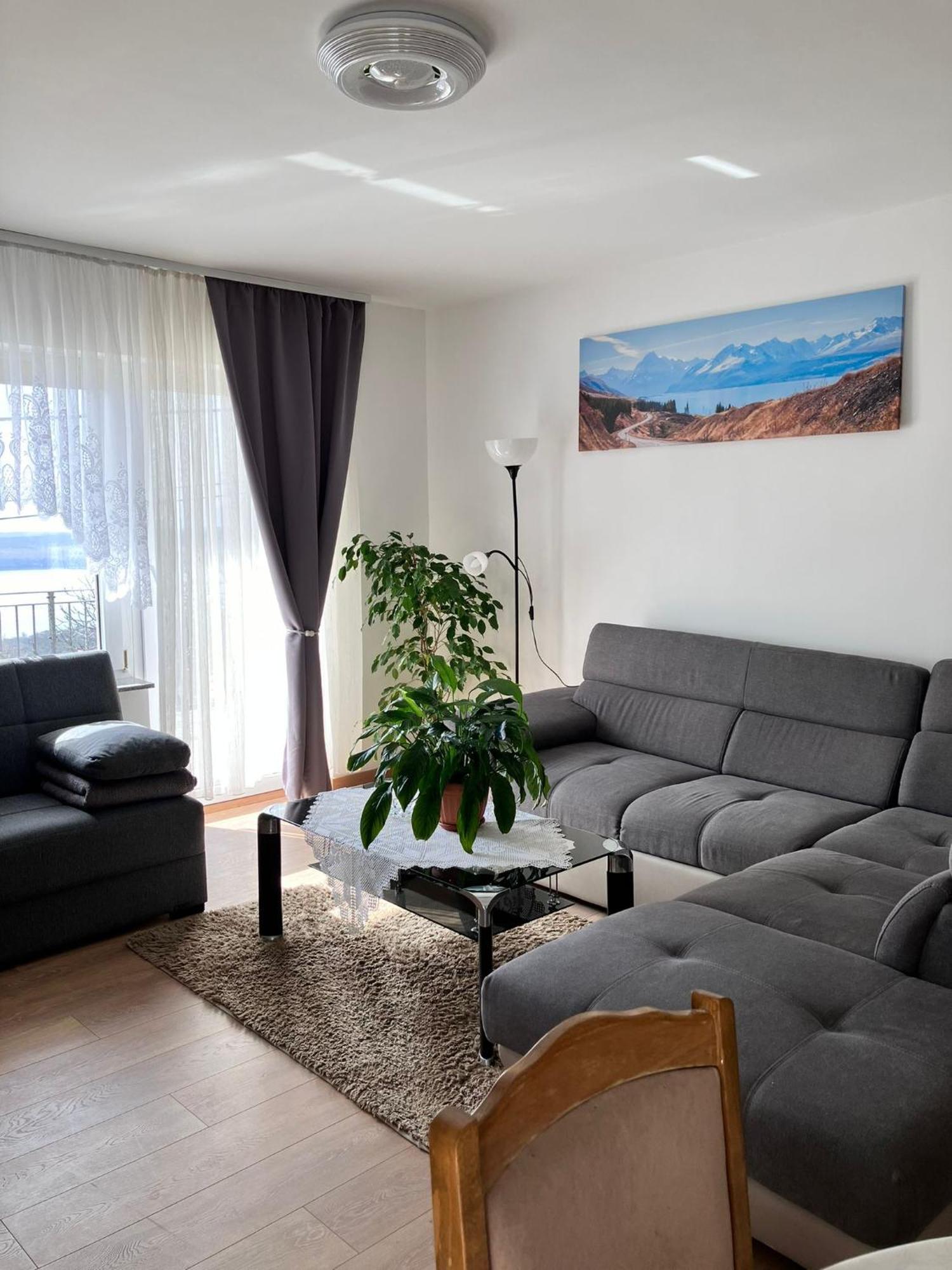 App Martina Apartment Драмал Екстериор снимка
