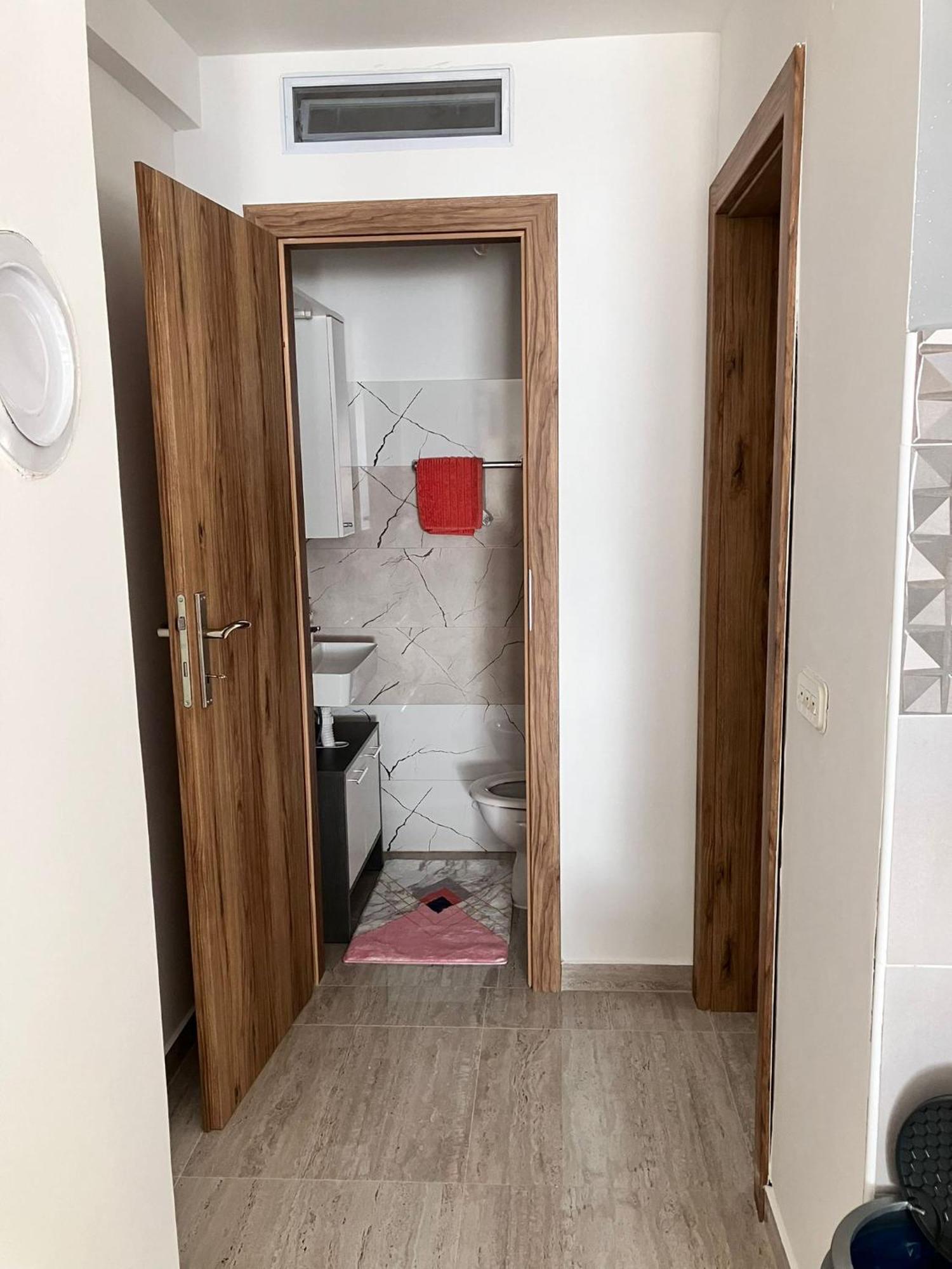 App Martina Apartment Драмал Екстериор снимка